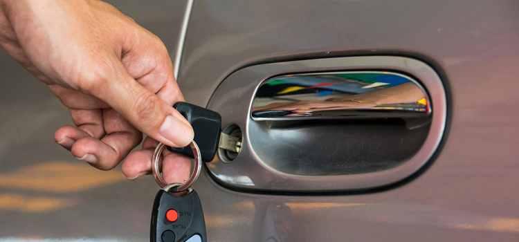 Car door lock repair in Hilmar-Irwin